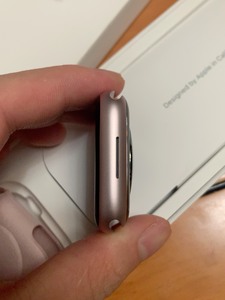 苹果手表S9 45mm 粉色 港版正品 成色99新外观无瑕疵