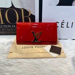 LV 红色漆皮手包 钱包 金色大logo✨ 尺寸25×14超