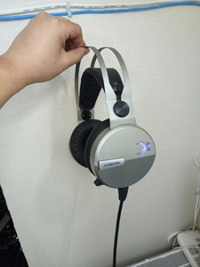 血手西伯利亚甲品极光豹耳机7.1声道USB接口内置声卡耳麦