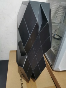 钛度黑晶机箱，成色如图，正常使用的，支持小板，支持独立显卡，