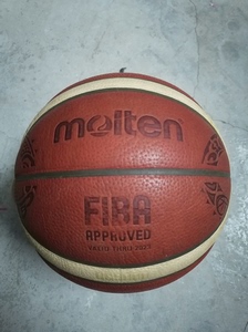 正品摩腾真皮篮球BG5000，武汉男篮世界杯比赛用球，成色如
