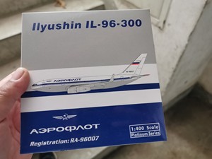 1/400 PH品牌 俄罗斯航空 伊尔96-300 注册号R