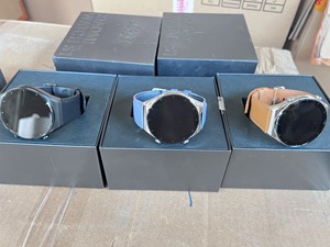 小米watch s1，99新。原装表带+原装充电器，有包装盒