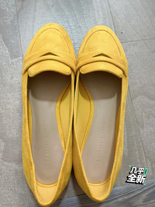 小CK姜黄色37码平底单鞋小皮鞋，实物颜色特别漂亮，我这没拍