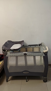 美国原版葛莱GRACO多功能婴儿床可折叠便携式游戏床 、带防