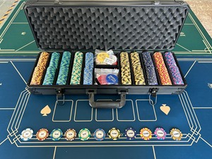 （全新）德州扑克专用筹码套装 （三色皇冠烫金款） 打牌棋牌室