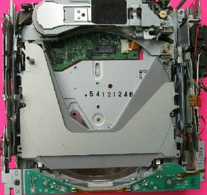 风雅 英菲尼迪M35 歌乐六碟CD机芯（风雅350xv 05款）