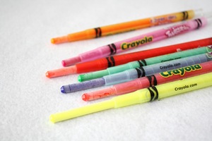 库存美国crayola绘儿乐 7色可旋转蜡笔绘画  儿童安全无毒