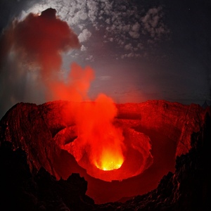卢旺达/刚果 维龙加尼拉贡戈火山3天2夜探险之旅专业向导+登顶观