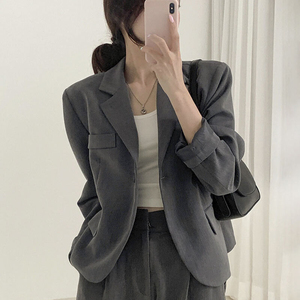 灰色西装外套女短款小个子155宽松显瘦休闲韩版高级感春季小西服