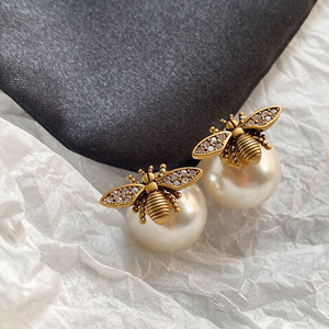 MOMO◆D蜜蜂昆虫珍珠两戴耳环耳钉法式复古气质高级感925银针耳饰