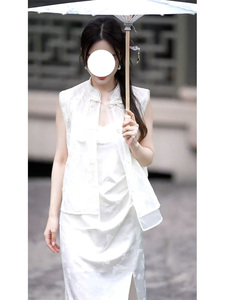 李小璐同款新中式国风气质白色马甲连衣裙套装2024夏季搭配一整套