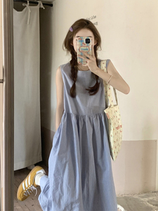 蓝色圆领条纹无袖背心连衣裙夏季法式气质休闲宽松显瘦小个子长裙