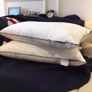 出口英伦防螨枕 舒适柔软枕头保护颈椎枕 中低纤维枕床品单双人枕