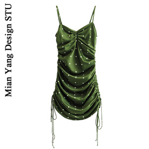 澳洲小众度假性感礼服短裙子显白绿色复古波点修身显瘦吊带连衣裙