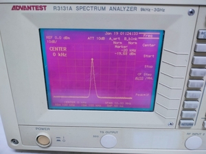 爱德万R3131A频谱仪。正常使用。9KHz～3GHz。实物拍摄成色看图
