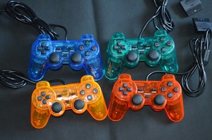 PS1 PS2游戏机通用双震有线手柄 彩色透明 颜色随机发