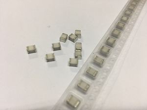 贴片陶瓷气体放电管 BC091N 1812 90V 2KA 4.5X3.2X2.7mm 正品