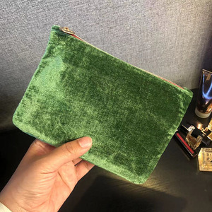 出口欧美绿色丝绒小巧随身便携化妆包收纳包卫生棉包包中袋