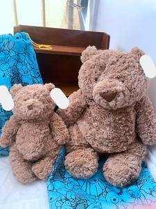 尾货 巴塞罗熊 毛绒玩具玩偶娃娃泰迪熊 含袋子 两个尺寸