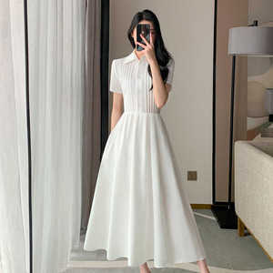 白色连衣裙女2024夏季新款小个子文艺复古风气质茶歇法式衬衫裙子