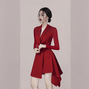 红色年会礼服裙高级质感宴会气质主持人平时可穿高贵气场连衣裙女
