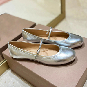 圆头平底单鞋女2024春季新款银色芭蕾舞鞋真皮法式一字扣玛丽珍鞋