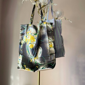 孤品澳洲mimco日式和风仿真丝条纹文艺布袋折叠便携购物袋托特包