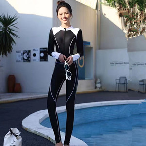 潜水服2024新款泳衣女连体运动训练长袖长腿保守显瘦遮肚水母泳装