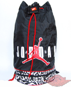 1992年飞人乔丹元年经典设计篮球装备双肩筒包（已出售）