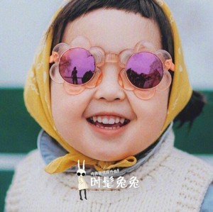 小蛮同款美国Oshkosh防紫外线宝宝儿童可爱花朵凹造型墨镜太阳镜