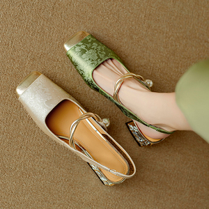 新中式国风女鞋旗袍方头绿色包头凉鞋女夏季外穿高跟鞋粗跟配裙子