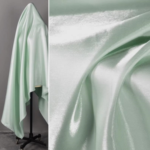 浅水绿色超亮液态水晶缎面料-水光缎 金属反光丝滑连衣裙礼服布料