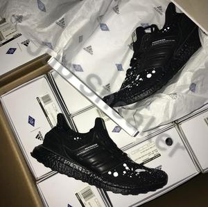 Adidas UltraBOOST X MADNESS余文乐黑白UB联名跑鞋EF0144 EF0143