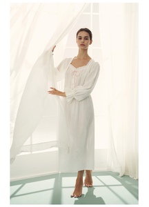 CABRIDA /嘉德利亚凡尔赛的复古睡裙/睡衣套装/白睡裙CLW4B806C1