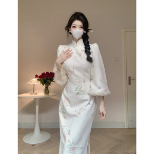 新中式改良旗袍连衣裙女冬季国风收腰加厚高级感伴娘长裙订婚礼服