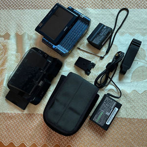 SONY索尼 VGN-UX57GN  4.5寸屏幕UMPC掌上小电脑口袋本蓝色经典版