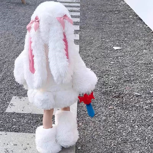 冬女童可爱毛绒兔子套装宝宝加厚外套儿童洋气羊羔毛两四件套同款