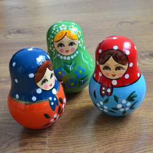 六一儿童节包邮俄罗斯美女不倒翁清脆响铃不倒翁创意彩绘套娃样式