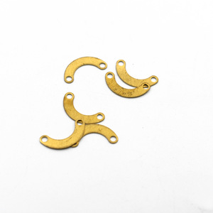 厂家直供手链项链连接片diy铜饰品配件 简约双孔半圆弧度弯片