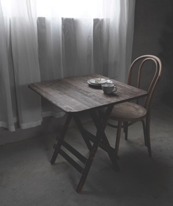 做旧折叠实木方桌子摄影背景老旧破桌子圆餐桌美食拍照道具仿古风