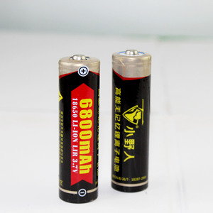 小野人18650电池6800可充电3.7v强光手电头灯小电扇充电锂电池