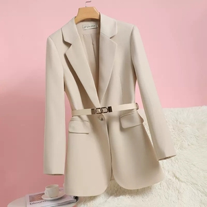 米色小西装外套女2024年春秋新款韩版洋气小个子气质显瘦西服上衣
