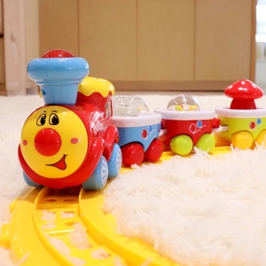 宝丽1303b汤姆斯音乐小火车带轨道可拆卸电动益智男女孩儿童玩具