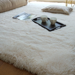 现代客厅茶几地毯乳白色长毛绒可定制地毯卧室床前毯可定制飘窗毯