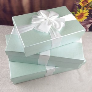 浅蓝色情人节化妆品香水圣诞礼物盒长方形大号精美简约礼品包装盒