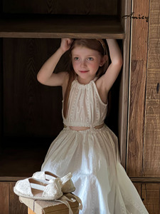 Amicy|夏季新款女童削肩吊带连衣裙儿童白色露腰绣花森系公主长裙