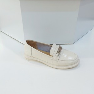 莱斯佩斯品牌乐福鞋 牛漆皮软胶底小方跟时尚女鞋 4K07237-22白色