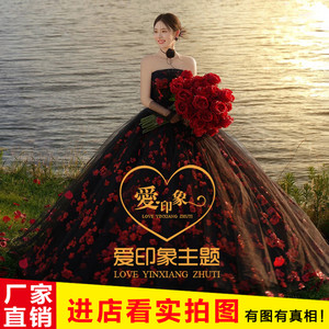 影楼海景高定主题在逃公主风婚纱摄影写真拍照黑色玫瑰花海礼服