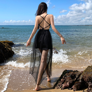 泰国巴厘岛海边穿搭黑色露背网纱吊带后背绑带连衣裙高级感沙滩裙